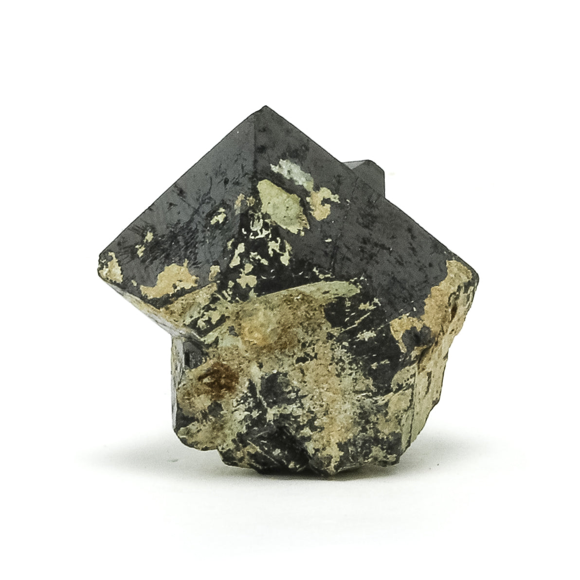 Magnetite Natural Crystal from Jebel Bou-Agrao, Amersid, Aït Oufella Caïdat, Midelt Cercle, Midelt Province, Drâa-Tafilalet Region, Morocco | Venusrox