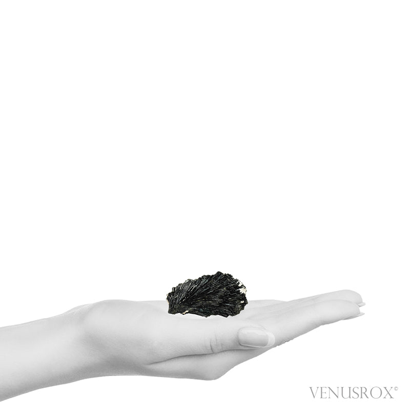 Epidote Natural Crystal from Kharan, Balochistan, Pakistan | Venusrox